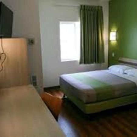 Motel 6-Brownsville, Tx North Buitenkant foto