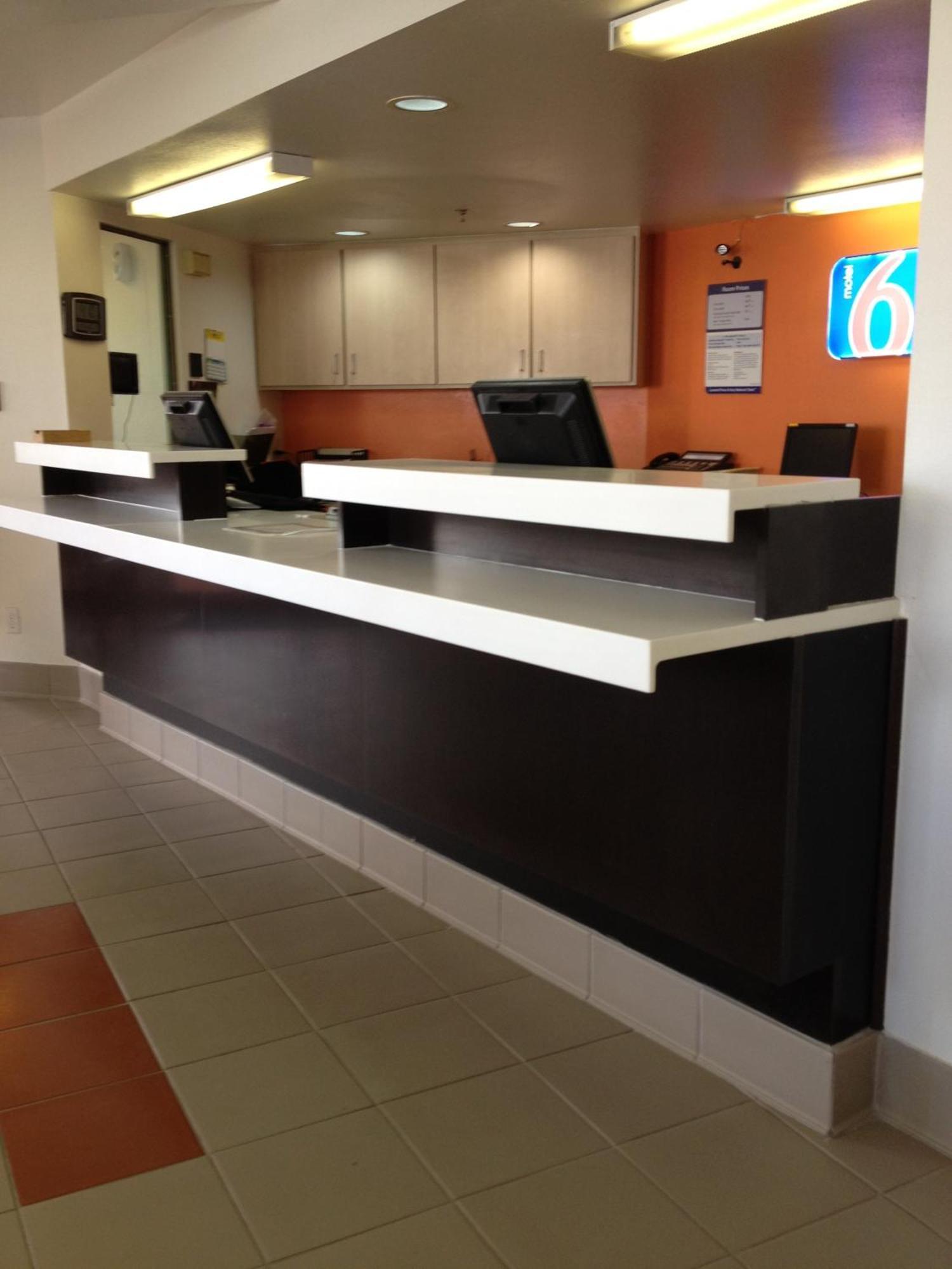 Motel 6-Brownsville, Tx North Buitenkant foto