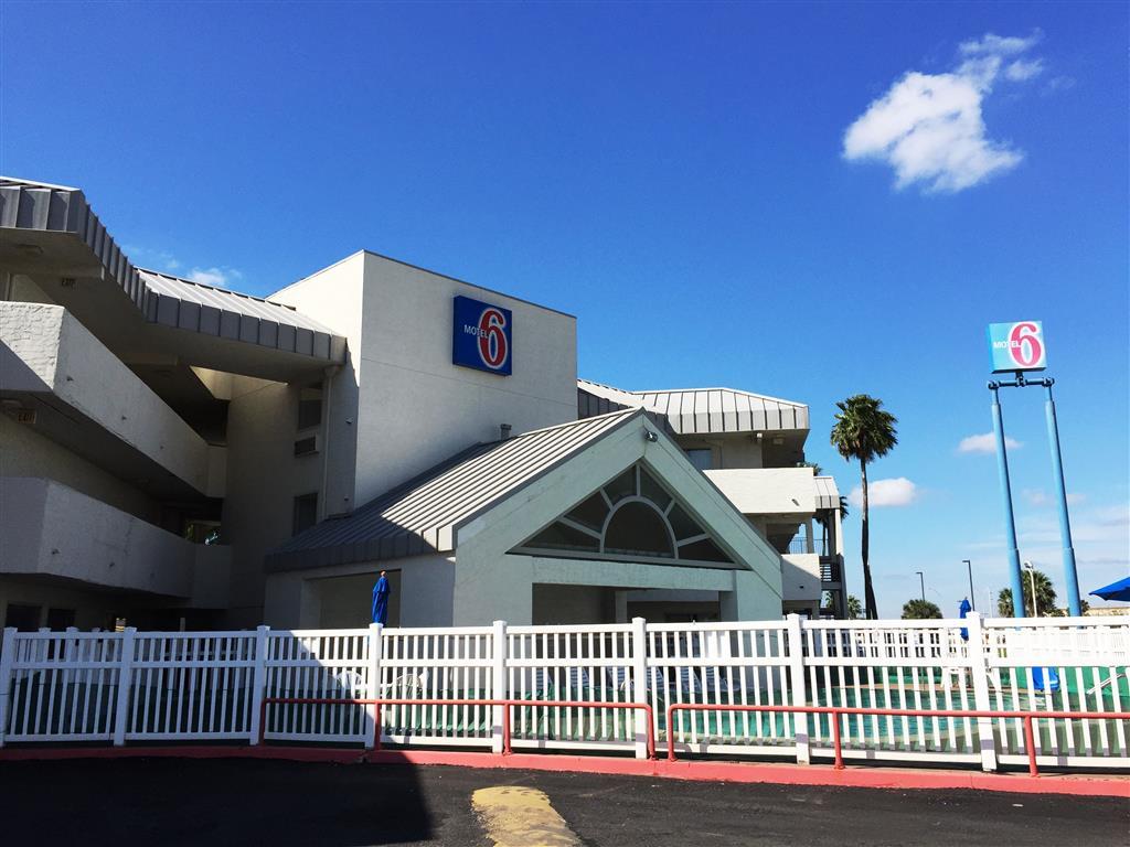 Motel 6-Brownsville, Tx North Buitenkant foto