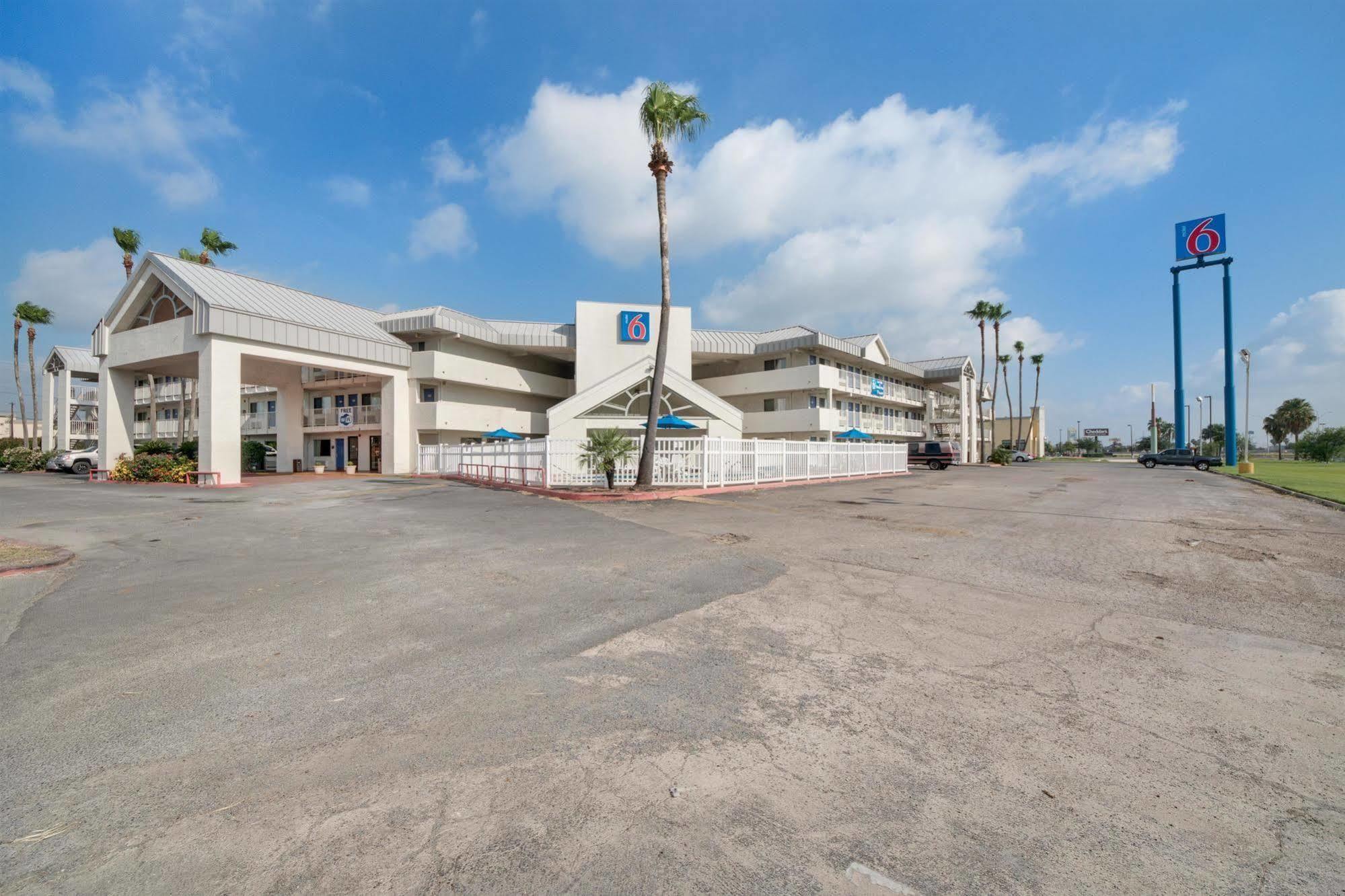 Motel 6-Brownsville, Tx North Buitenkant foto